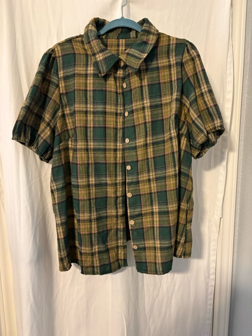 SHEIN Green and Tan Plaid Button-Down Shirt